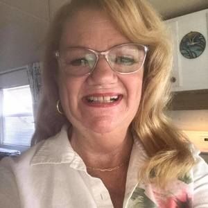 Meet your Posher, Linda